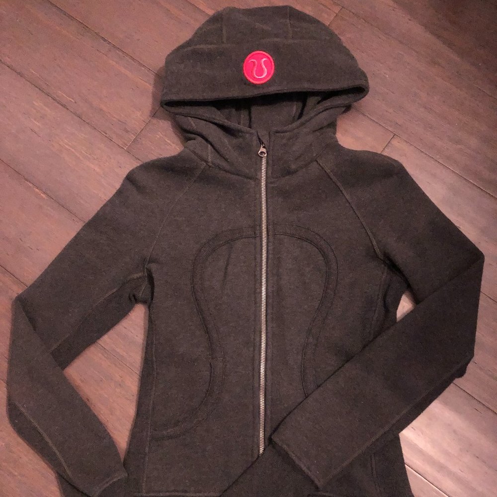 Lululemon Chakra Scuba “Muladhara” Dark Gray Red Embroidery